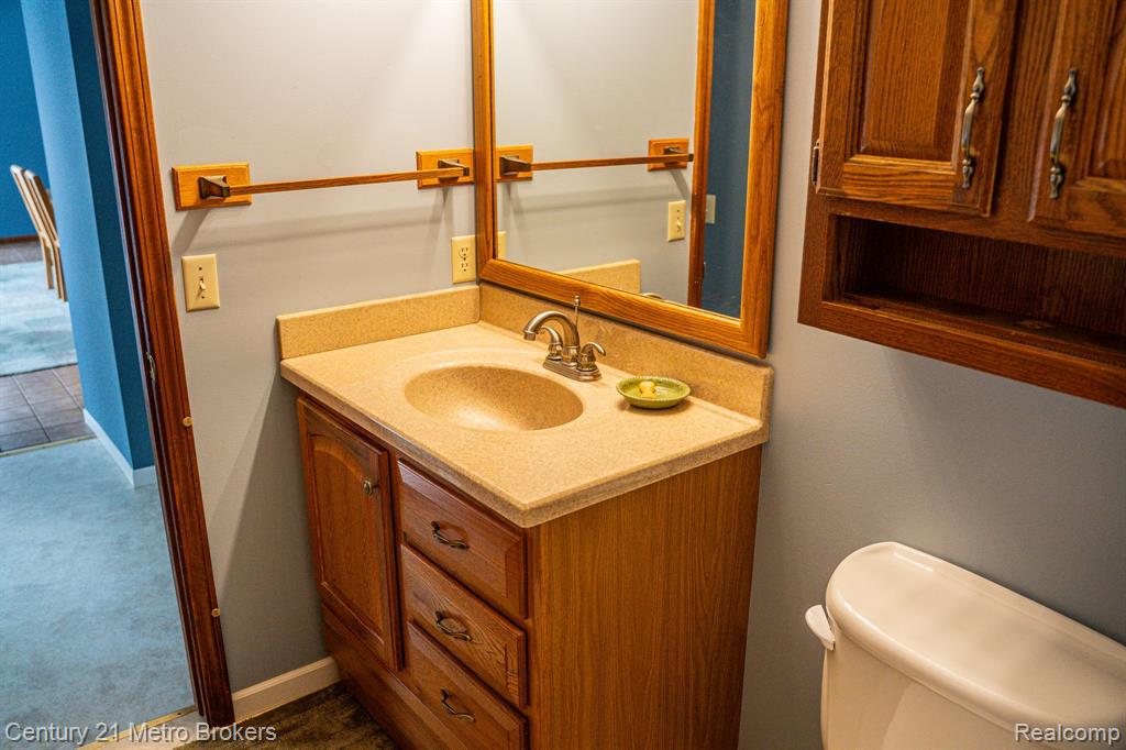 3255 Le Valley Road Columbiaville, MI 48421 - Photo 10 of 28