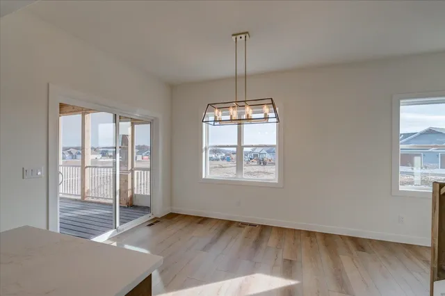 $469,900 | 4157 Fox Frst Way, DeForest, WI 53532