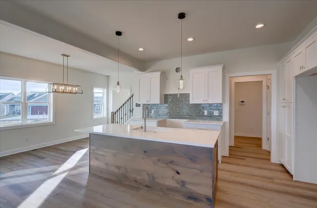 $469,900 | 4157 Fox Frst Way, DeForest, WI 53532