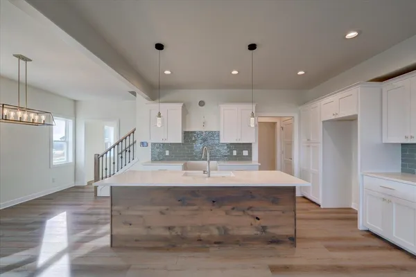 $469,900 | 4157 Fox Frst Way, DeForest, WI 53532