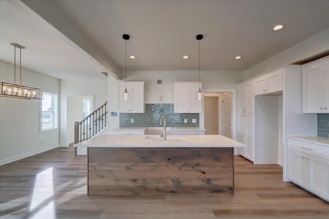 $469,900 | 4157 Fox Frst Way, DeForest, WI 53532