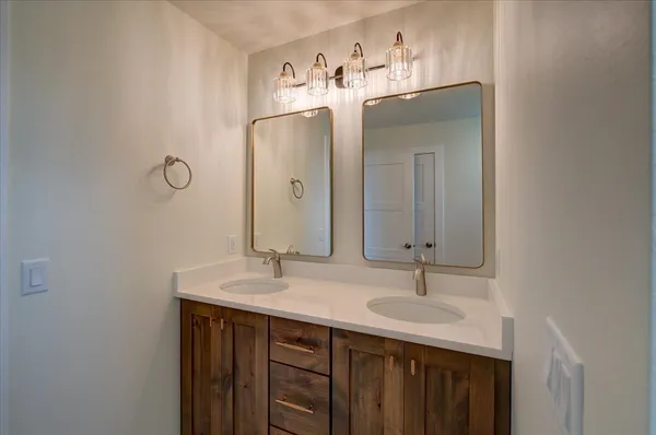 $469,900 | 4157 Fox Frst Way, DeForest, WI 53532