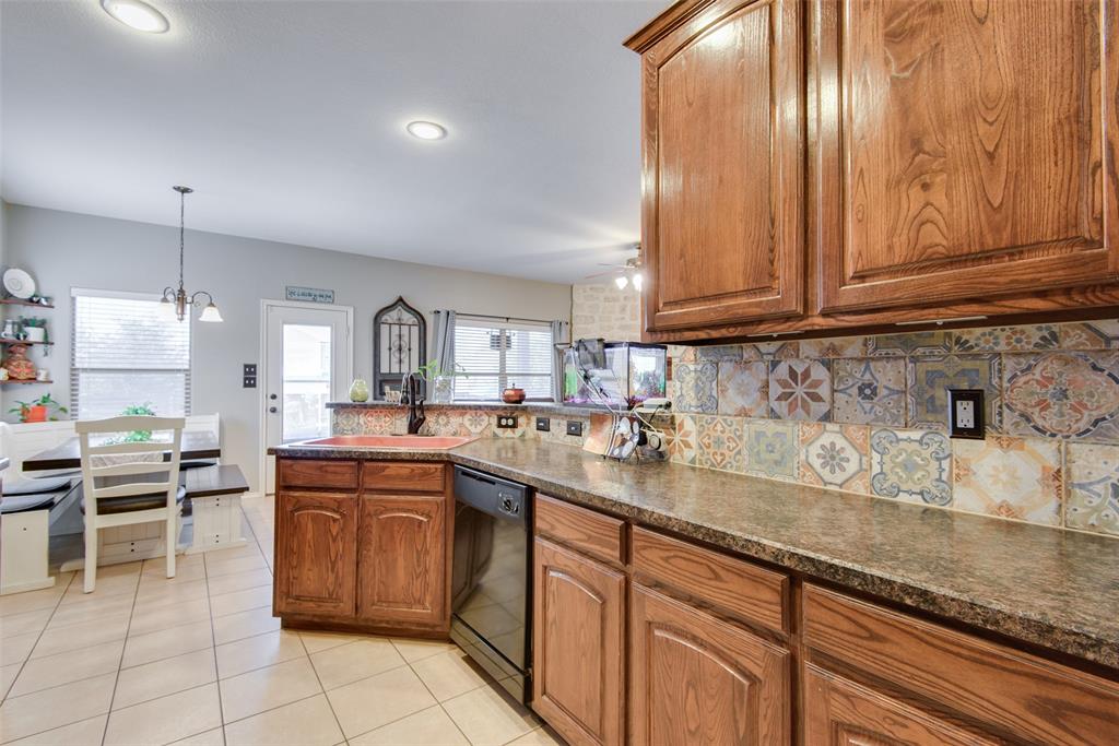 1038 Shepard Lane Lavon, TX 75166 - Photo 12 of 34