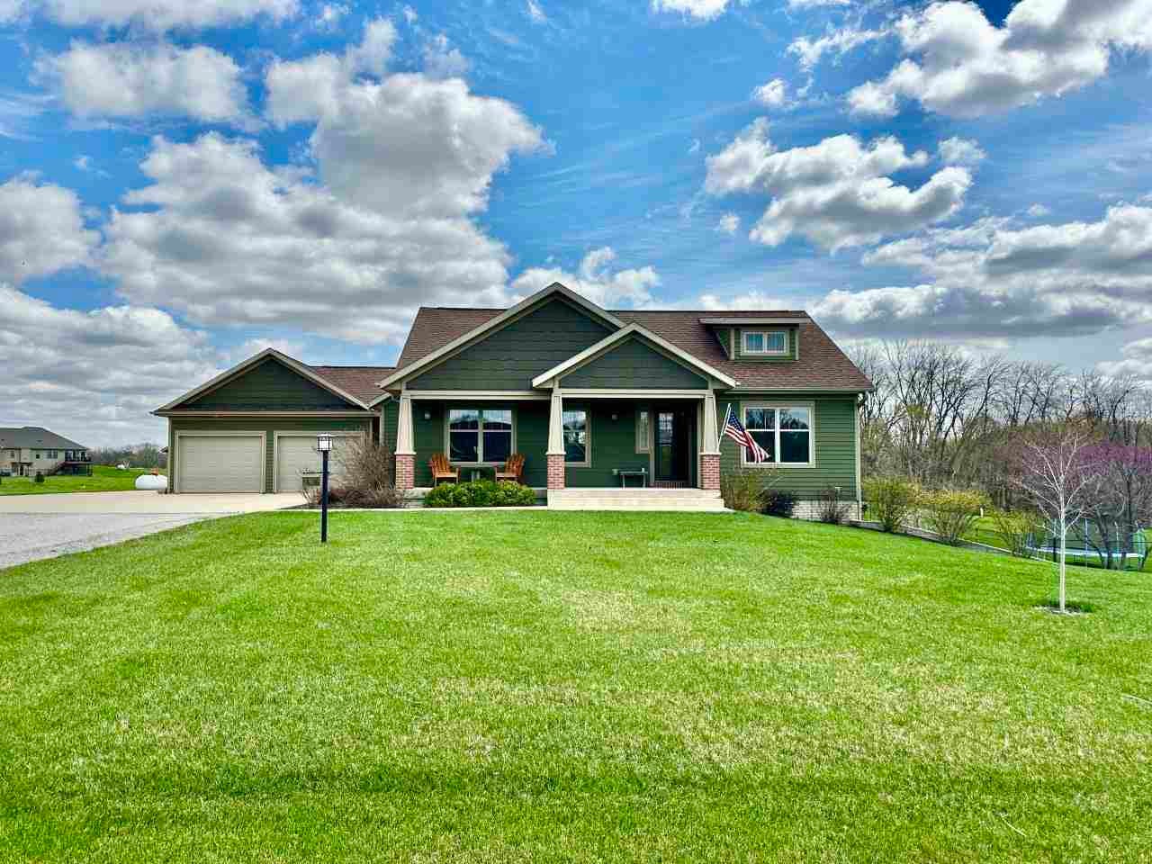 1436 Willow Brook Lane Riverside, IA 52327 - Photo 1 of 55 Gallery Image 1