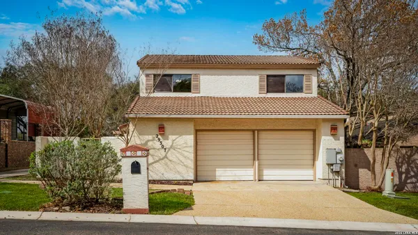 $475,000 | 29307 Summit Ridge Drive, Fair Oaks Ranch, TX 78015