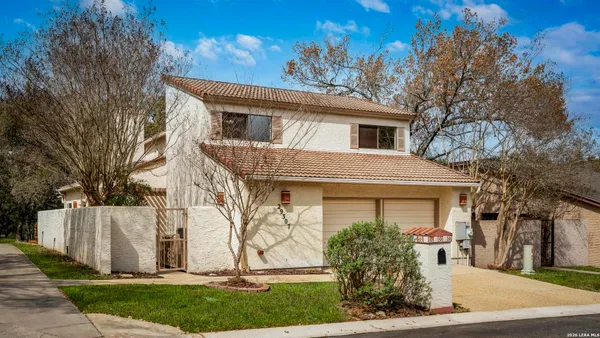 $475,000 | 29307 Summit Ridge Drive, Fair Oaks Ranch, TX 78015