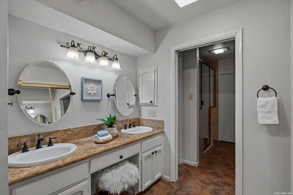 $475,000 | 29307 Summit Ridge Drive, Fair Oaks Ranch, TX 78015