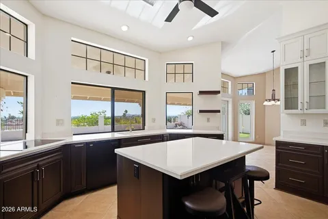 $1,025,000 | 15814 North 12th Street, Phoenix, AZ 85022