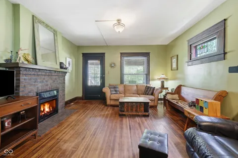 $350,000 | 1124 North Tacoma Avenue, Indianapolis, IN 46201