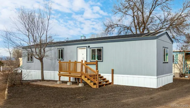 a close view of sink