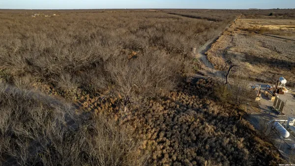 $125,000 | 214 Cox Lane Road, Carrizo Springs, TX 78834