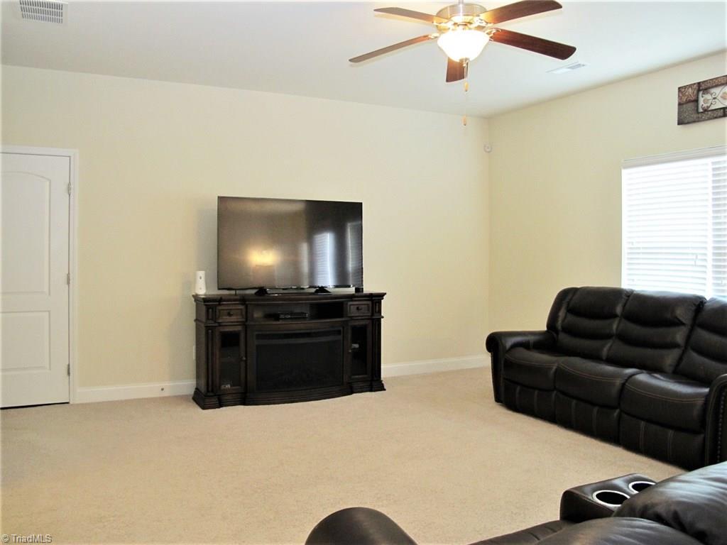 4532 Silo Ridge Clemmons, NC 27012 - Photo 16 of 24 Gallery Image 16