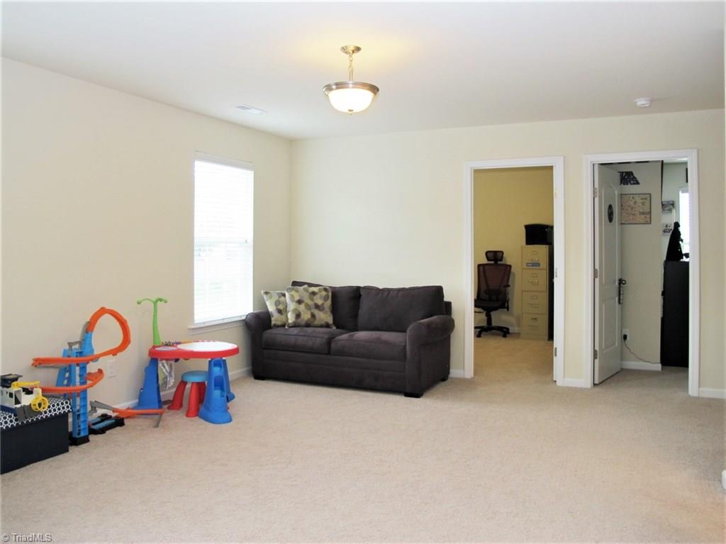 4532 Silo Ridge Clemmons, NC 27012 - Photo 9 of 24 Gallery Image 9