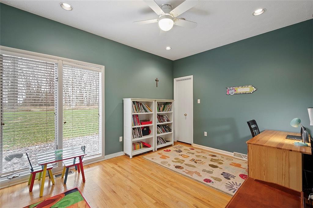 4396 Middle Road Allison Park, PA 15101 - Photo 9 of 25 Gallery Image 9