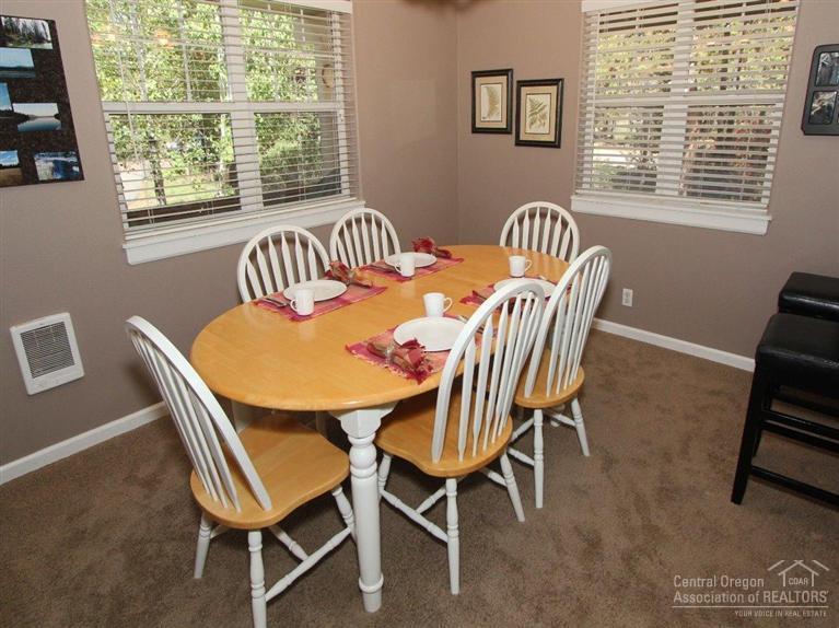 16983 Hermosa Road Bend, OR 97707 - Photo 7 of 22 Additional Photo