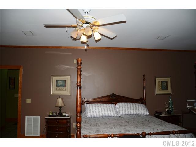 5643 Mt Pleasant Road South Concord, NC 28025 - Photo 7 of 16 Gallery Image 7