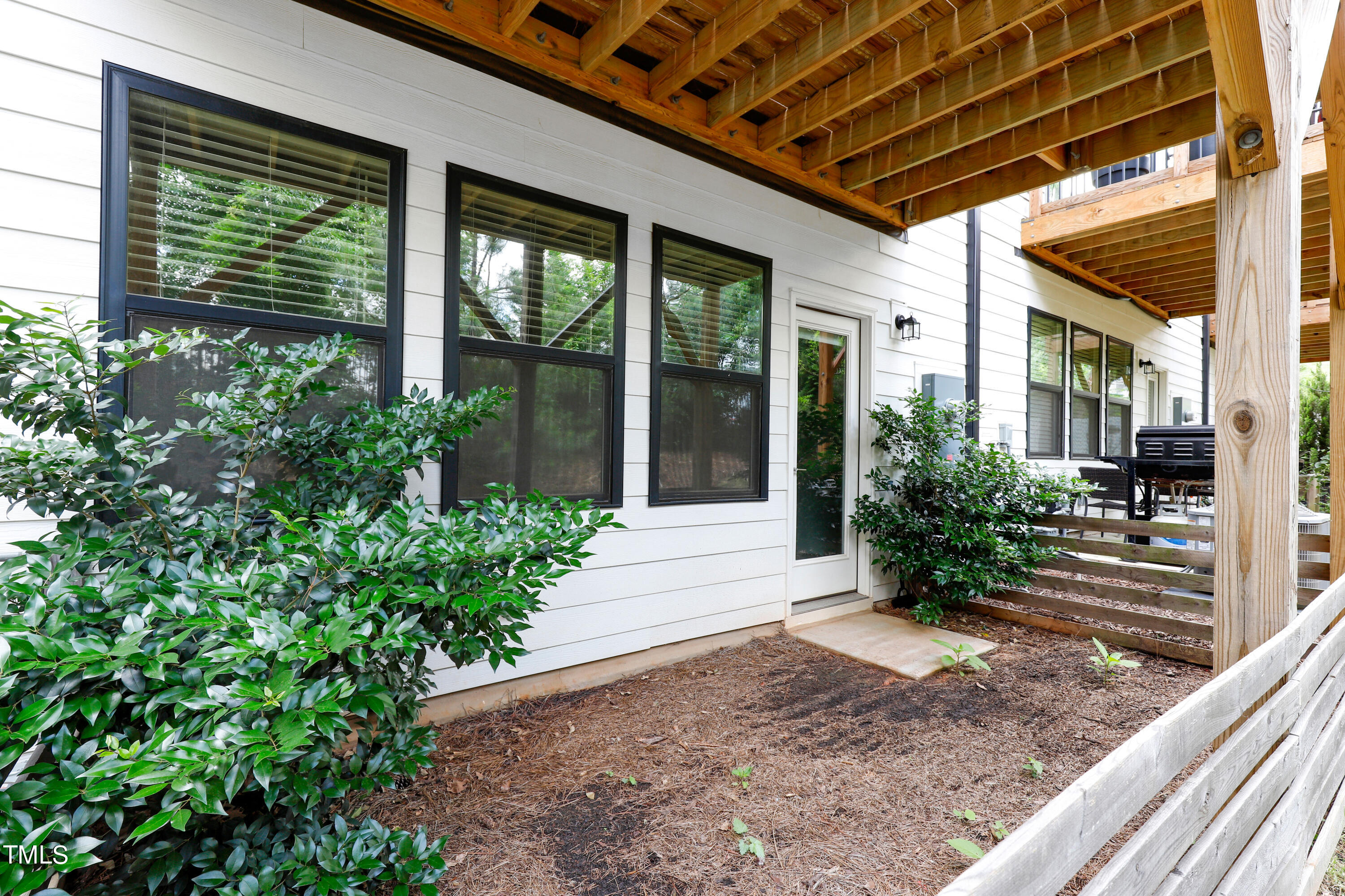 914 Waterside View Drive Raleigh, NC 27606 - Photo 41 of 42 38