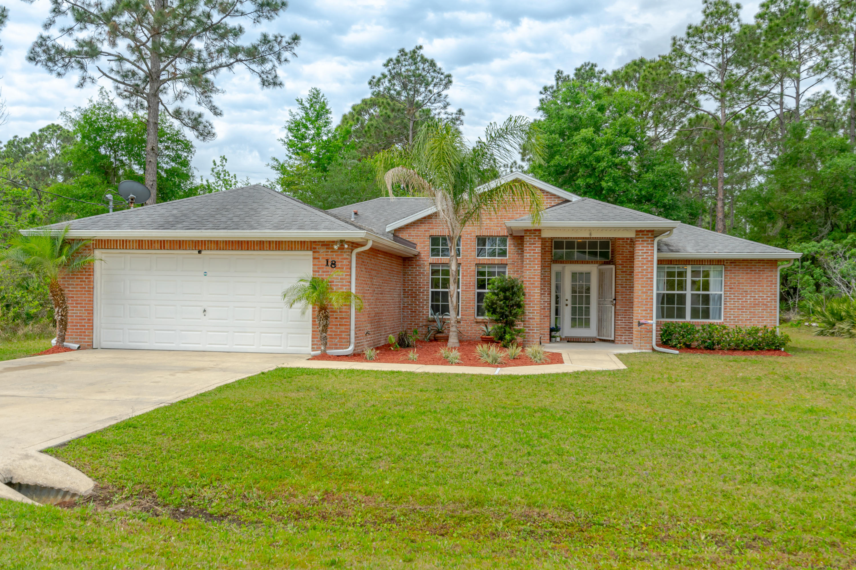 18 Service Tree Place Palm Coast, FL 32164 - Photo 1 of 31 18 Service Tree Place