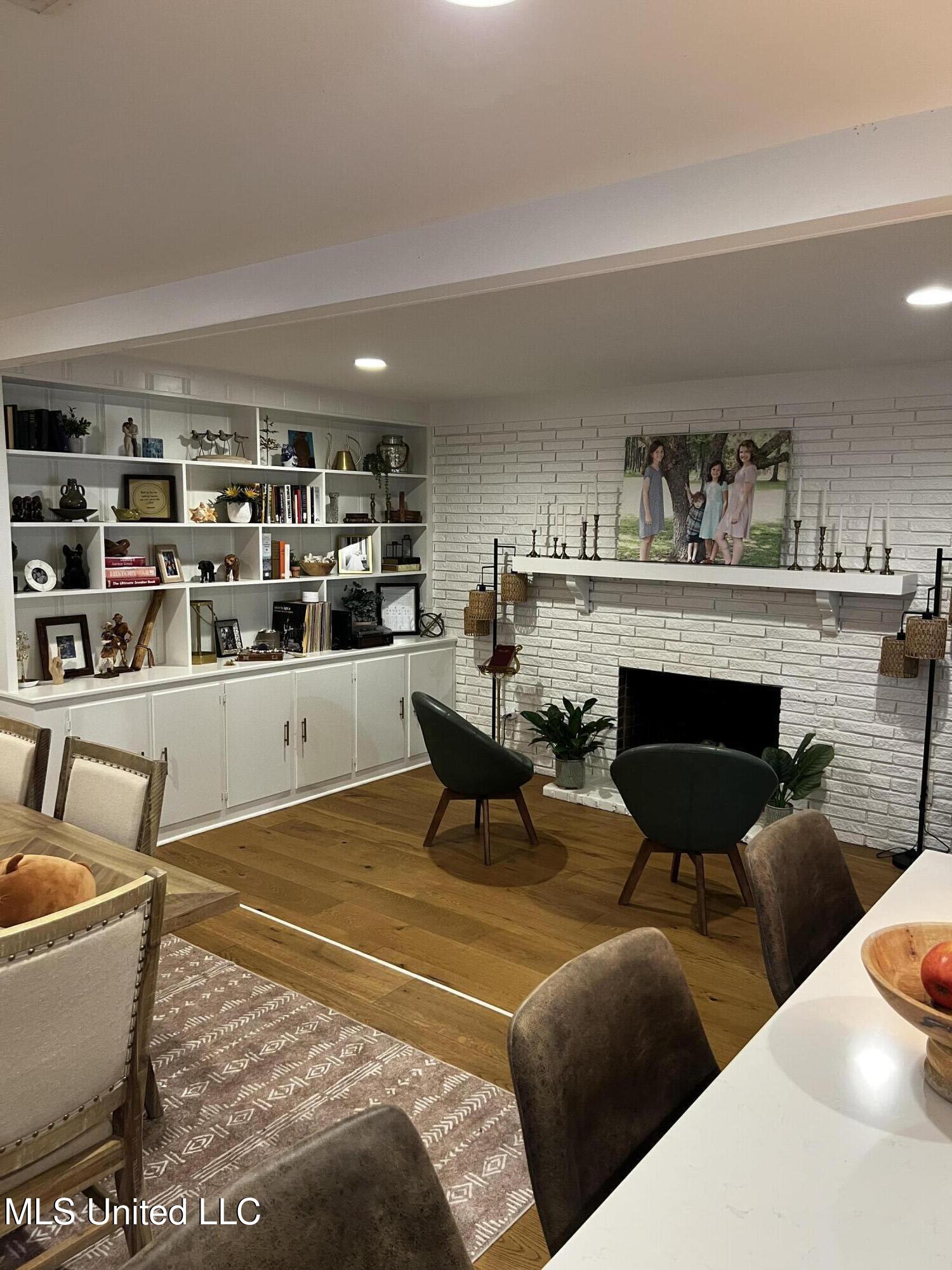 110 Oakview Road Brookhaven, MS 39601 - Photo 3 of 17 lower den