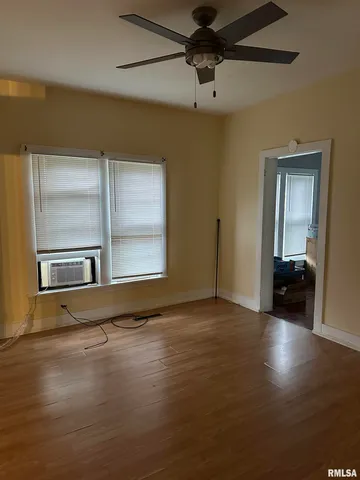 $52,500 | 25 South Walnut Street, Tamaroa, IL 62888