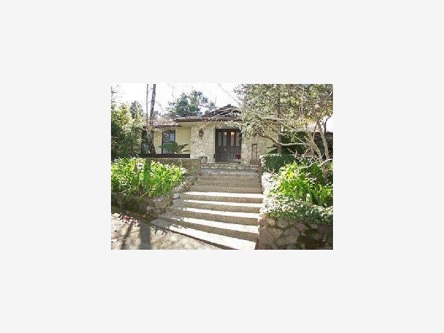 a view of a house with a outdoor space