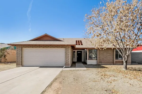 $2,625 | 840 South 21st Street, Mesa, AZ 85204