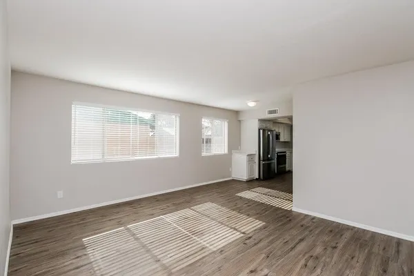 $2,625 | 840 South 21st Street, Mesa, AZ 85204