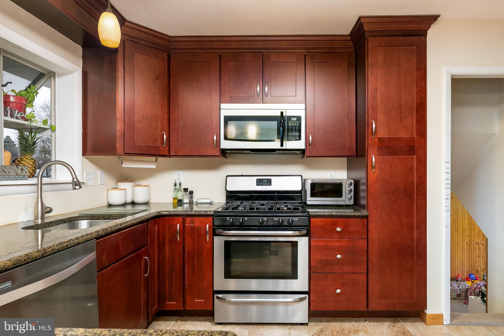 105 Pelham Road North Voorhees, NJ 08043 - Photo 7 of 19 Kitchen