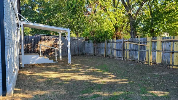 $1,500 | 623 South Ruddell Street, Denton, TX 76205