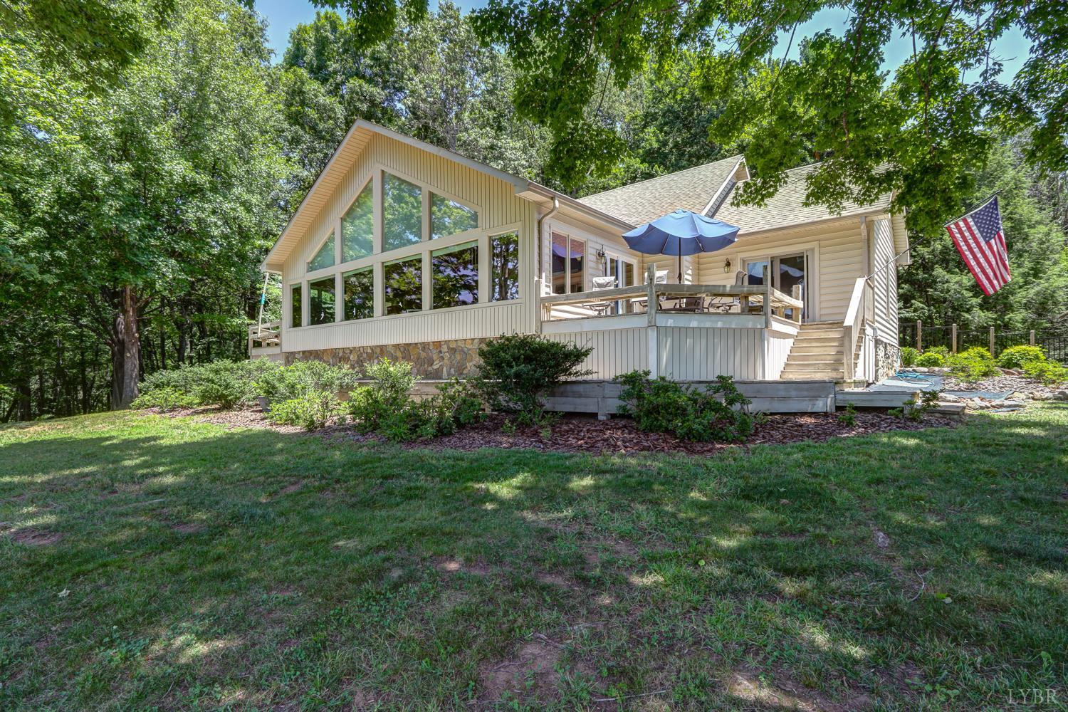 1361 Hurricane Creek Road Goode, VA 24556 - Photo 3 of 86