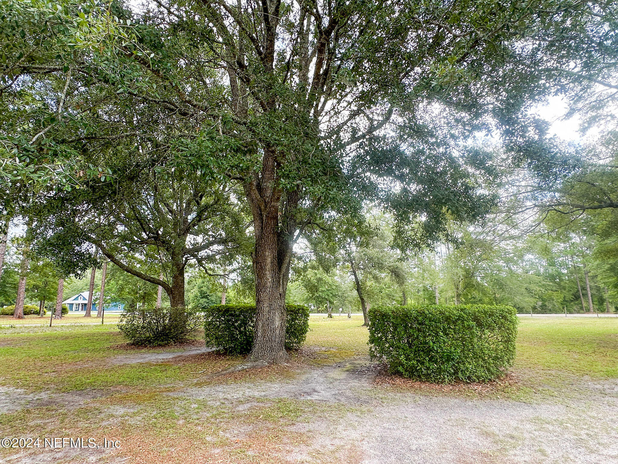 5163 River Road Hilliard, FL 32046 - Photo 3 of 37 450335964_122099426180405668_82918579970