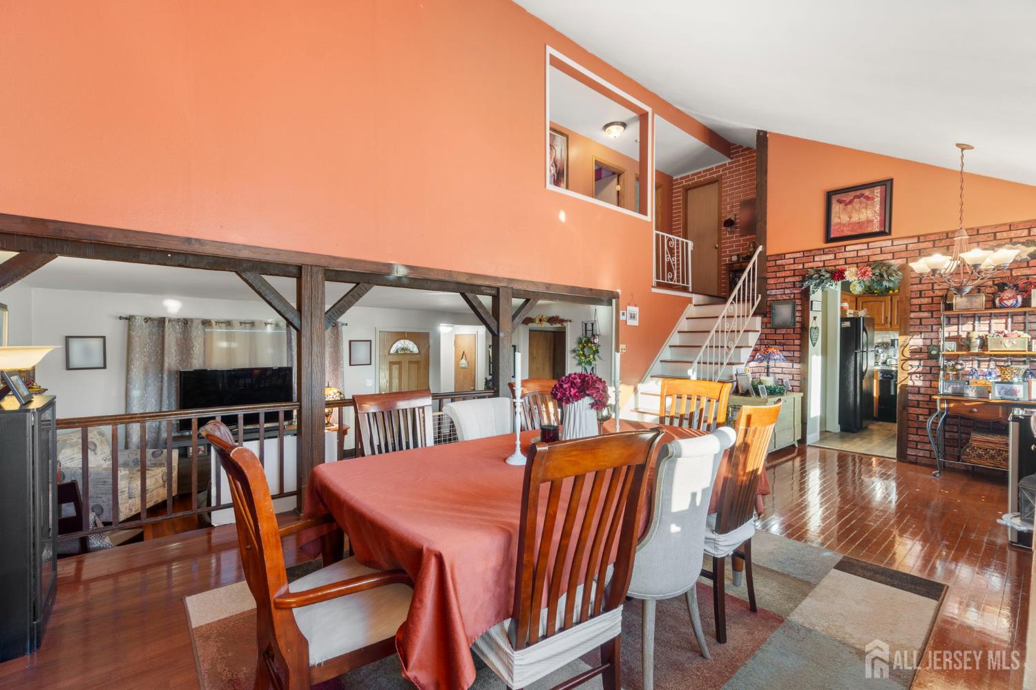 63 Tennyson Street Carteret, NJ 07008 - Photo 9 of 19