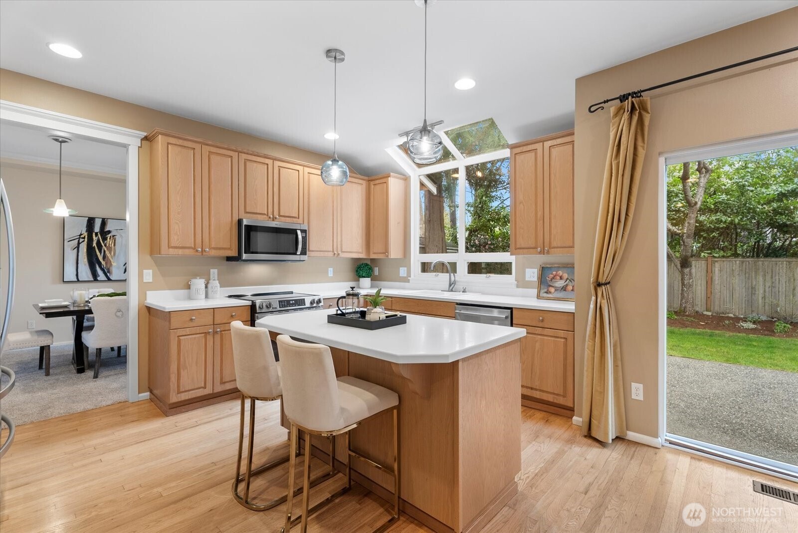 18609 173rd Way Southeast Renton, WA 98058 - Photo 9 of 33