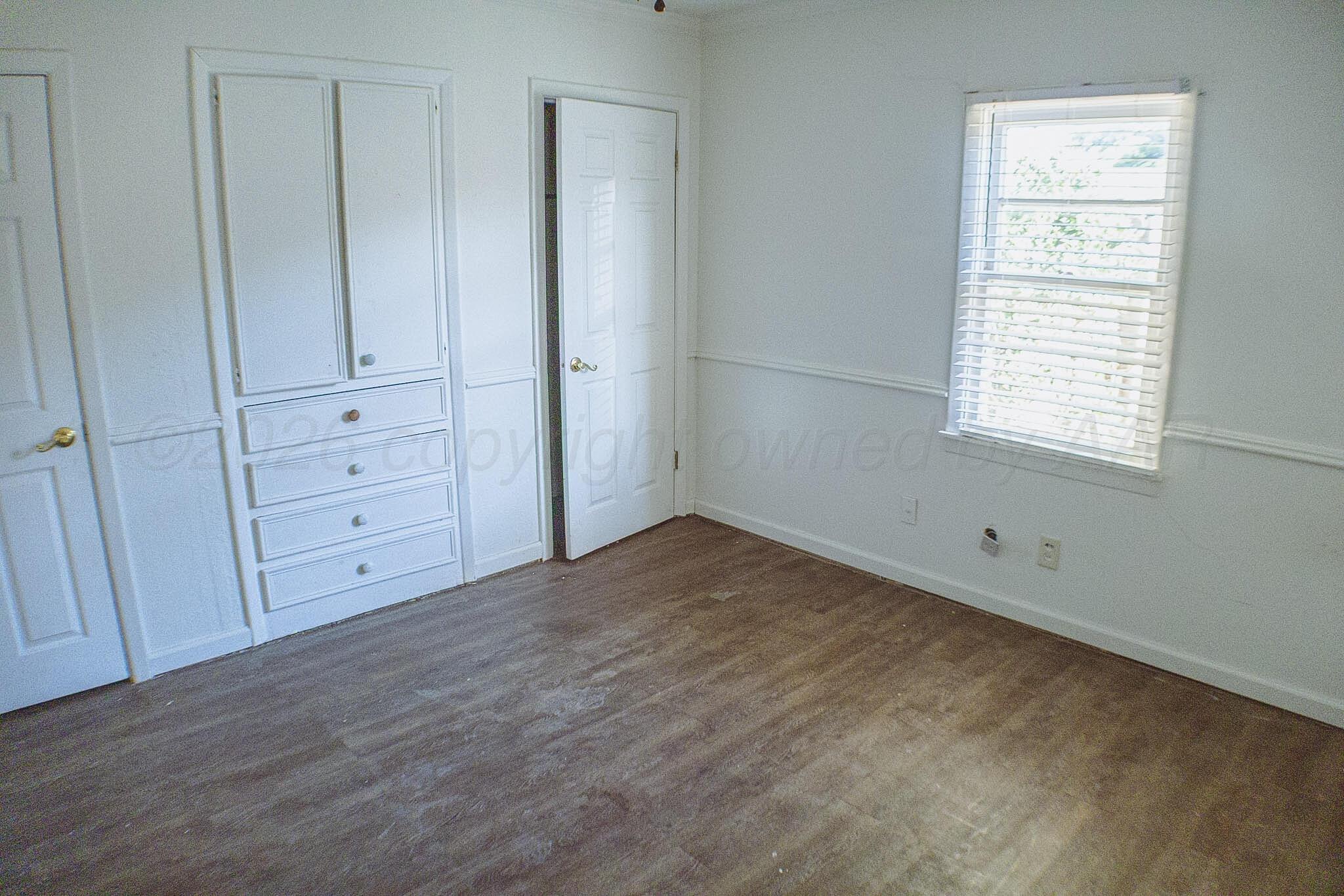 4203 South Bonham Street Amarillo, TX 79110 - Photo 12 of 13 IMG_3034