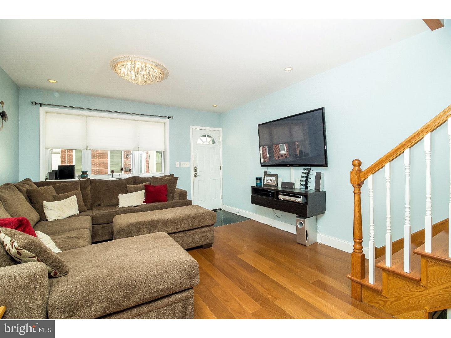 428 Emily Street Philadelphia, PA 19148 - Photo 2 of 19 Gallery Image 2