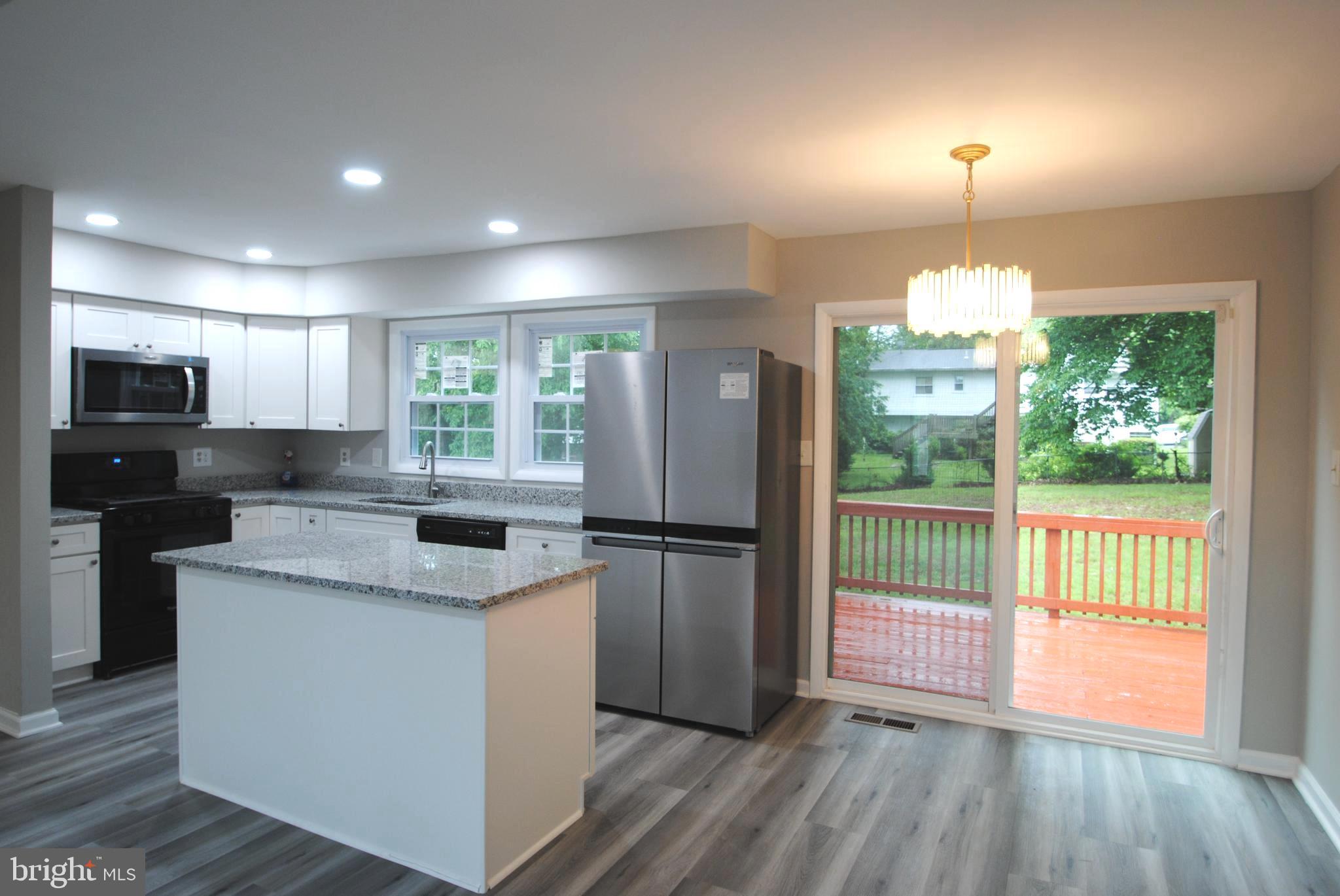 4788 Kelly Road Woodbridge, VA 22193 - Photo 10 of 32 New Kitchen with New Refrigerator