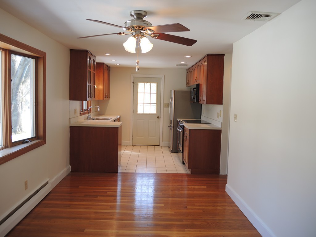 11 Fairbrook Road Framingham, MA 01701 - Photo 3 of 18 Gallery Image 3