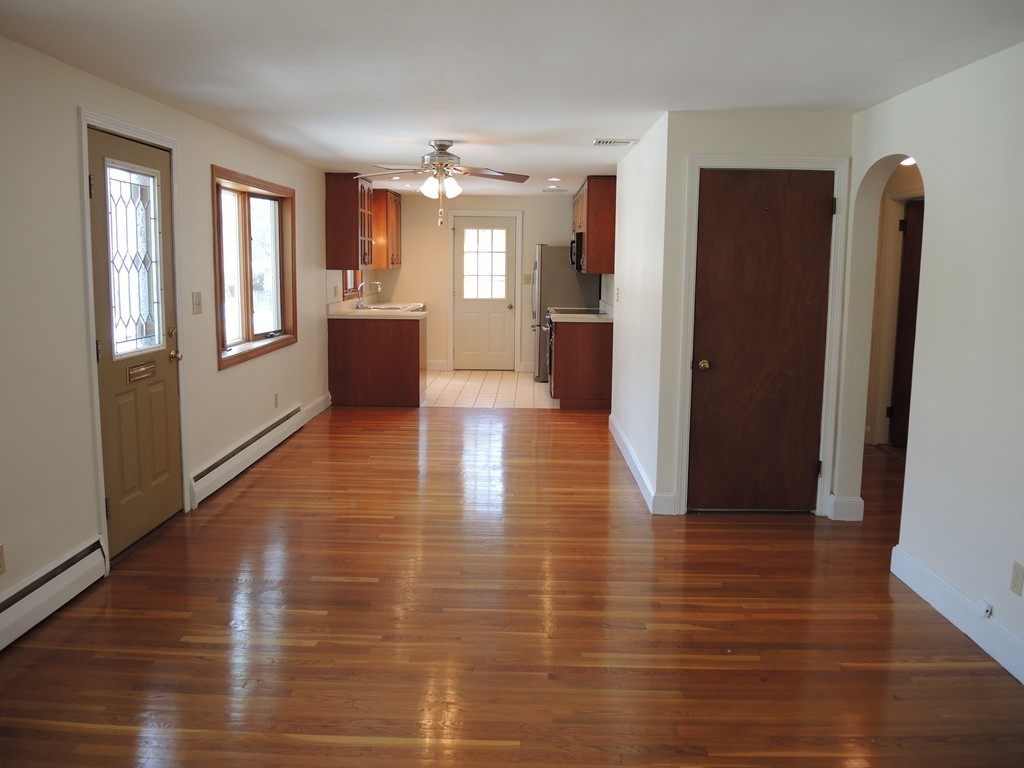 11 Fairbrook Road Framingham, MA 01701 - Photo 8 of 18 Gallery Image 8