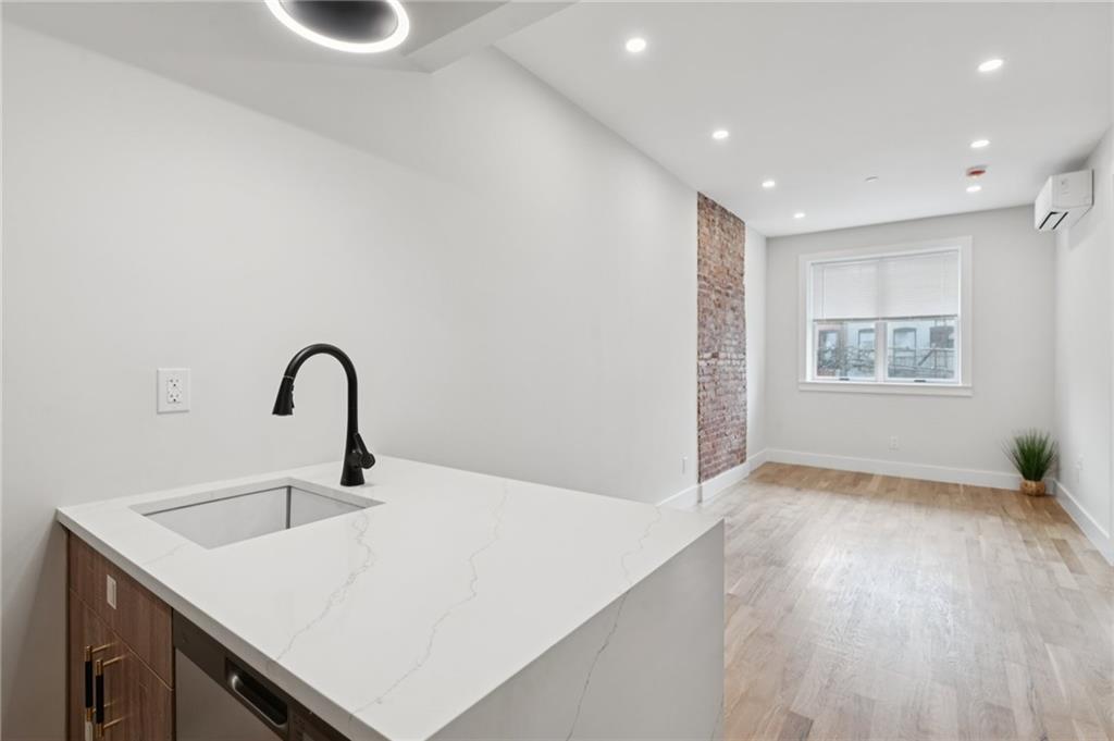 220 Schaefer Street, Unit 2B Brooklyn, NY 11207 - Photo 8 of 10