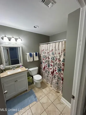 $1,800 | 583 Henderson Avenue, Pass Christian, MS 39571