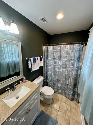 $1,800 | 583 Henderson Avenue, Pass Christian, MS 39571