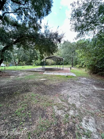 $1,800 | 583 Henderson Avenue, Pass Christian, MS 39571