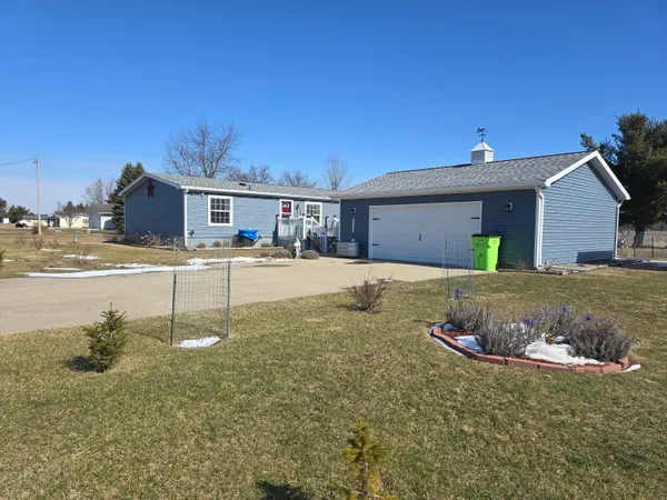 $259,900 | 1051 Brink Road, Bronson, MI 49028
