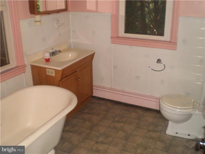 401 Old Topton Road Mertztown, PA 19539 - Photo 9 of 12 Gallery Image 9