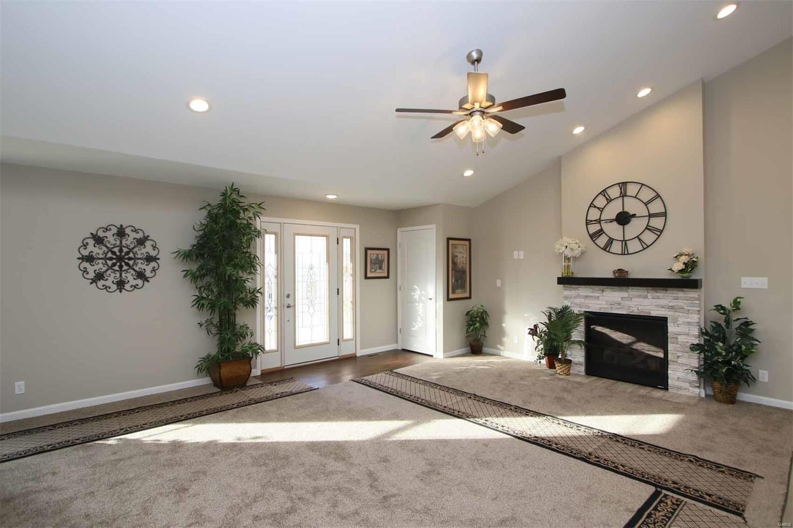 215 Carter Ridge Drive Highland, IL 62249 - Photo 2 of 43