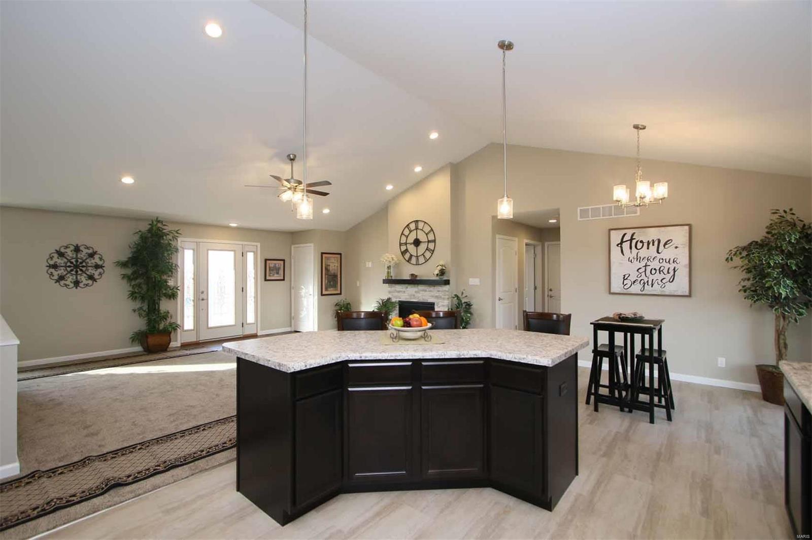 215 Carter Ridge Drive Highland, IL 62249 - Photo 11 of 43