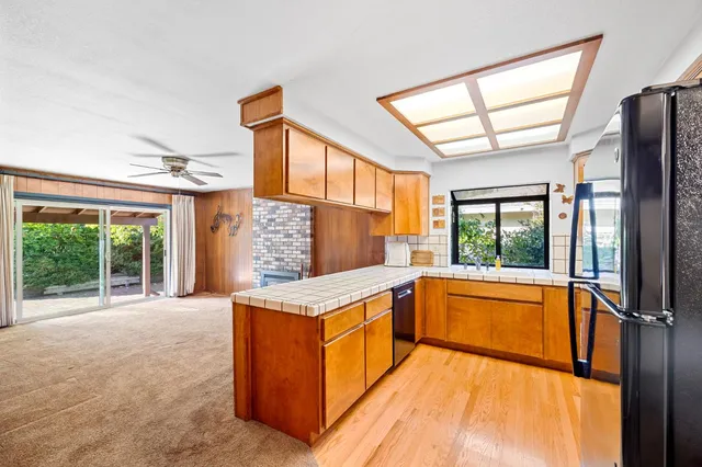 $575,000 | 6450 Perrin Way, Carmichael, CA 95608