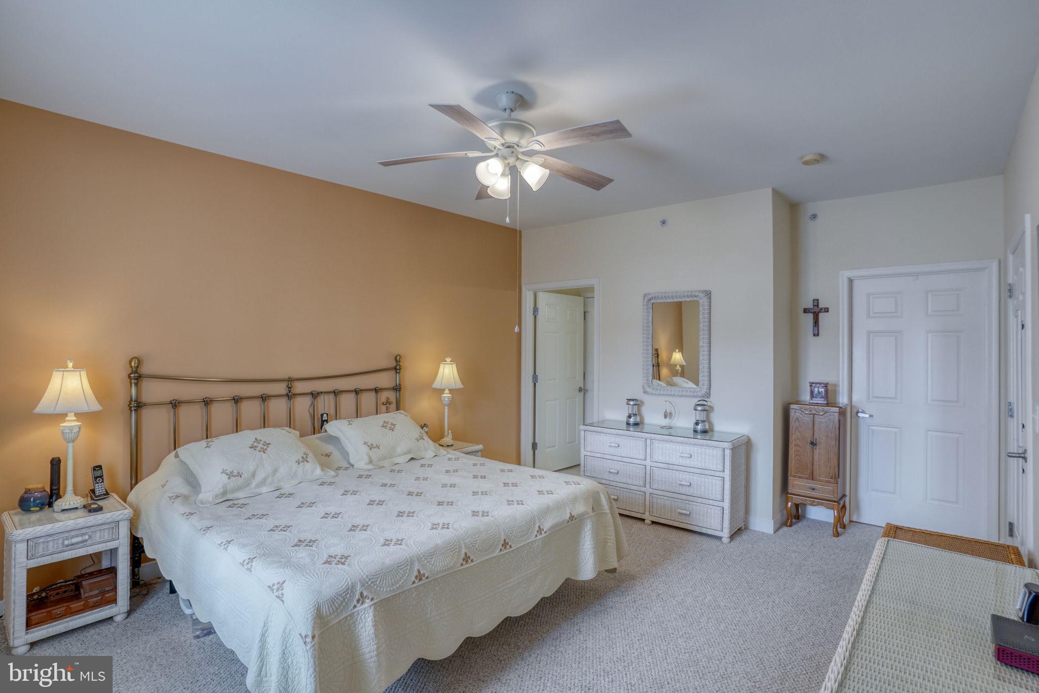 30611 Cedar Neck Road, Unit 2104 Ocean View, DE 19970 - Photo 24 of 57 Primary bedroom