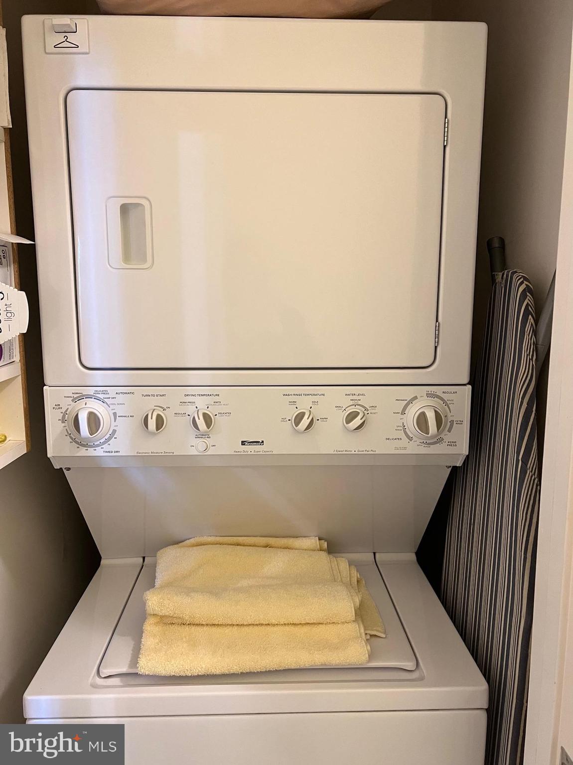 30611 Cedar Neck Road, Unit 2104 Ocean View, DE 19970 - Photo 27 of 57 Washer / Dryer stack