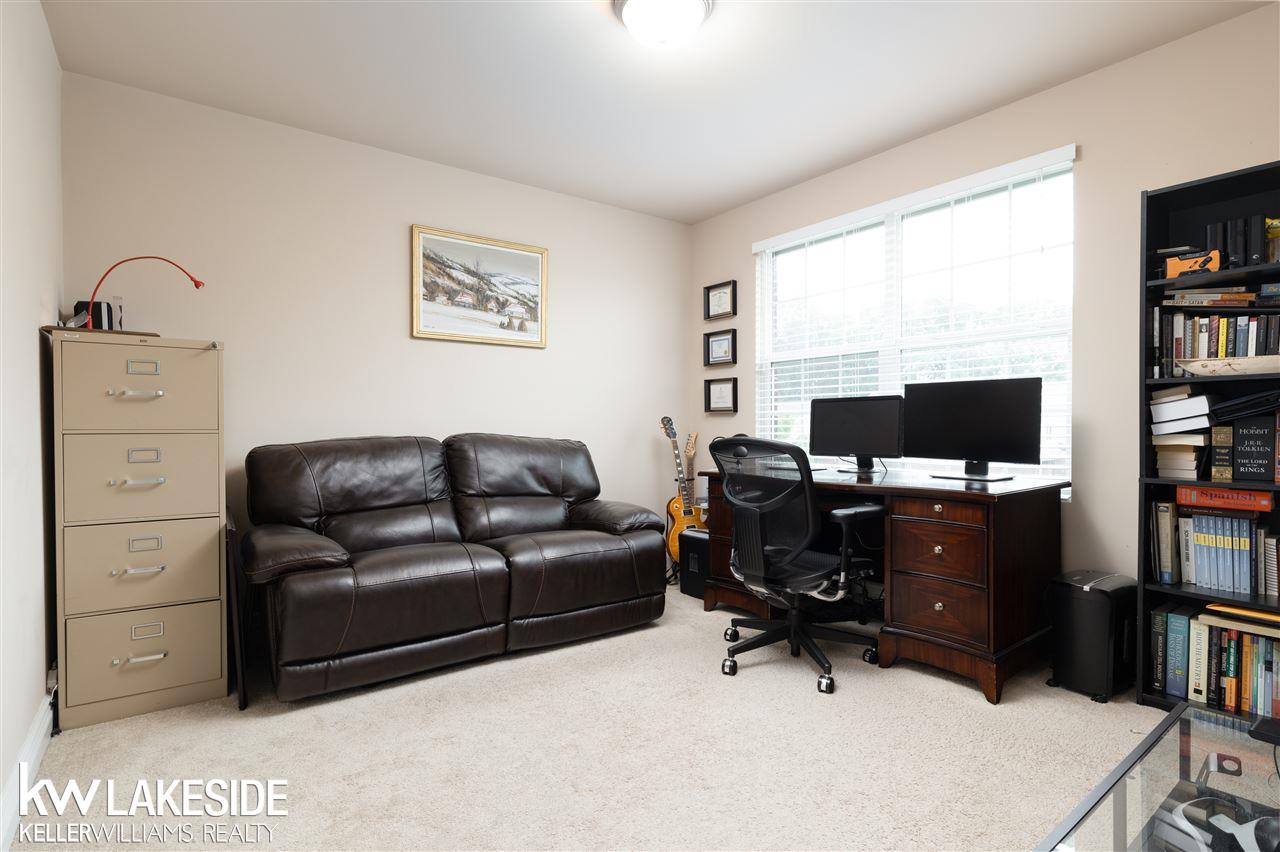 858 Monterey Ln. Rochester, MI 48307 - Photo 22 of 44 50025113-21.JPG